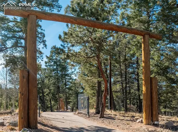 528 Mohawk HTS, Florissant, CO 80816