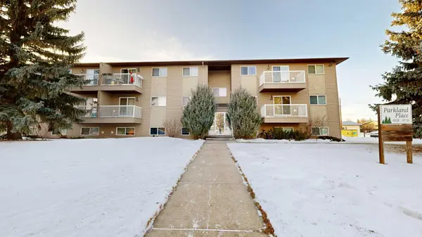 4808 45 ST #306,  Stettler,  AB T4K1A5