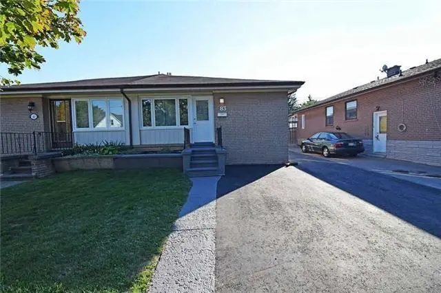 83 Mcmurchy AVE S #Upper L, Brampton, ON L6Y 1Y7