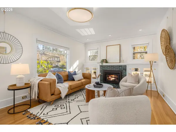 4203 NE 32ND PL, Portland, OR 97211