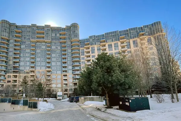 23 Cox BLVD #163, Markham, ON L3R 7Z9