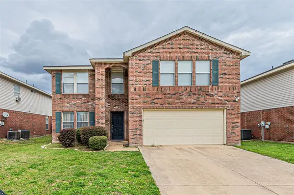 3016 Cesareo Drive, Grand Prairie, TX 75052