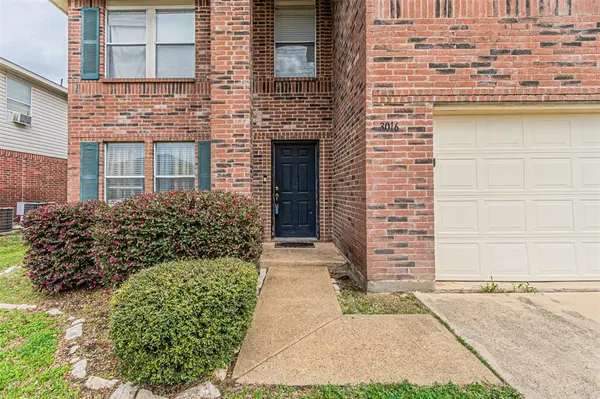 3016 Cesareo Drive, Grand Prairie, TX 75052