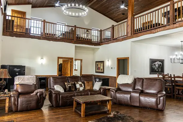 1951 Hamilton Road, Graham, TX 76450