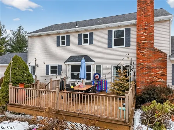 5 Fisher Ct, East Amwell Twp., NJ 08551