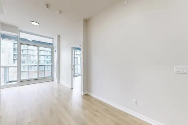 32 Forest Manor RD #317, Toronto C15, ON M2J 0H2