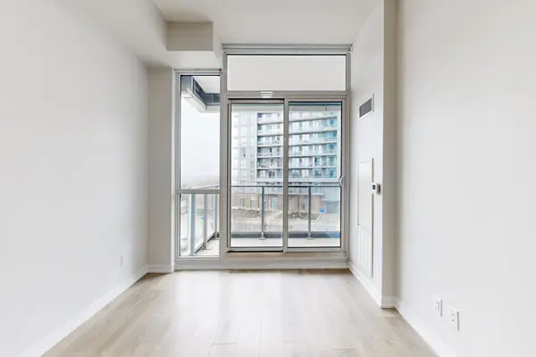 32 Forest Manor RD #317, Toronto C15, ON M2J 0H2