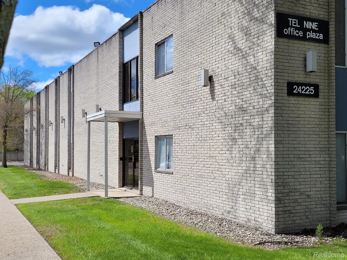 24225 9 MILE Suite 105, Southfieldcity_oakland, MI 48033