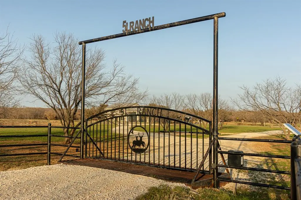 1950 Hamilton Road, Graham, TX 76450