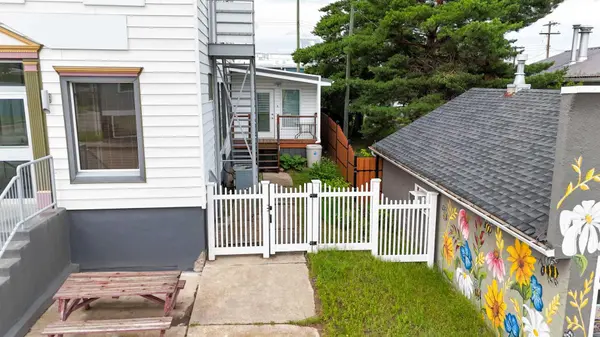 2124 20 ST, Delburne, AB T0M 0V0