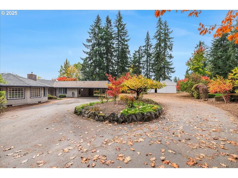 16700 ARNEY RD, Woodburn, OR 97071