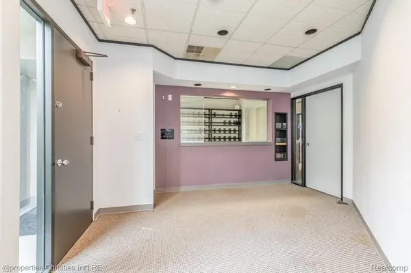 6330 Orchard Lake RD #110, West Bloomfield Charter Township, MI 48322