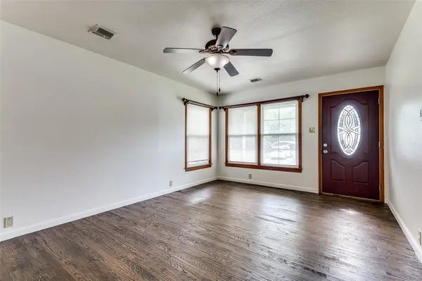 1901 Buck Street, Gainesville, TX 76240