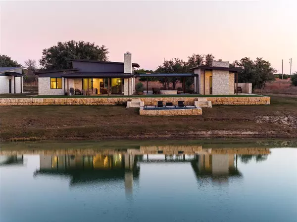 1402 PR 21, Glen Rose, TX 76690