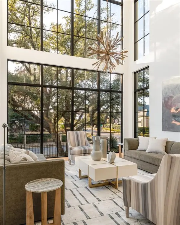 10010 Strait Lane, Dallas, TX 75229