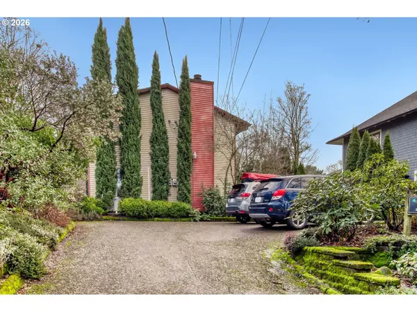 2120 NE 7TH AVE, Portland, OR 97212