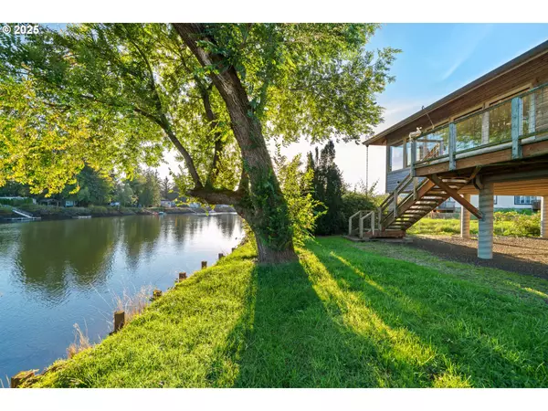 Nehalem, OR 97131,15515 LIARS LAIR RD