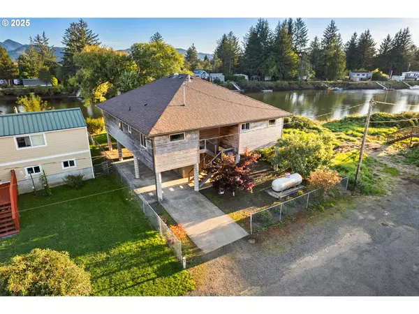 Nehalem, OR 97131,15515 LIARS LAIR RD