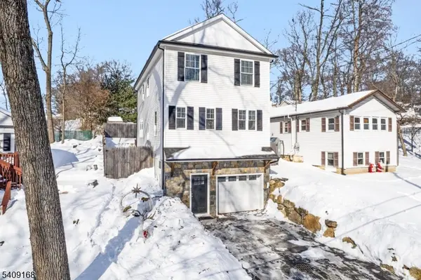 506 Brooklyn Mountain Rd, Hopatcong Boro, NJ 07843