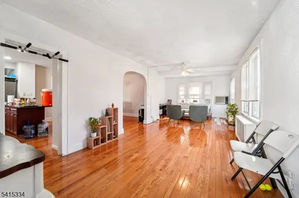 359 Bogert Ave, Ridgewood Village, NJ 07450