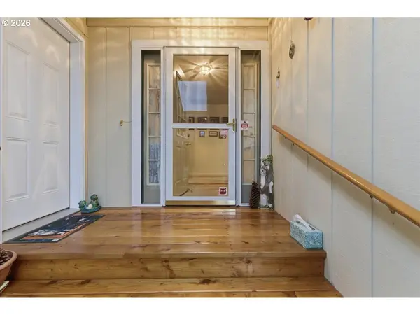 26100 ALPINE RD, Monroe, OR 97456