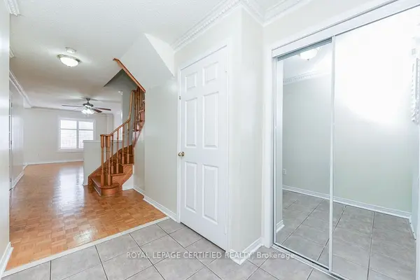 15 Tinsmith ST, Brampton, ON L7A 1N3