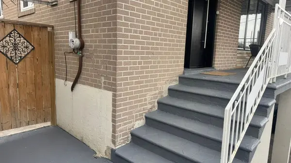 78 Cherrylawn AVE, Toronto W05, ON M9L 2B5