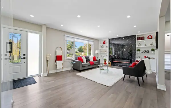 1395 Niels AVE, Burlington, ON L7P 2E6