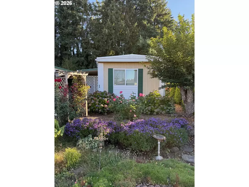 82274 RIVER DR #1, Creswell, OR 97426