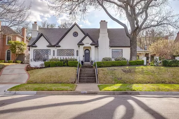 Fort Worth, TX 76109,2308 Winton Terrace E