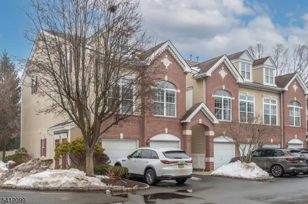 122 Riverwalk Way, Clifton City, NJ 07014