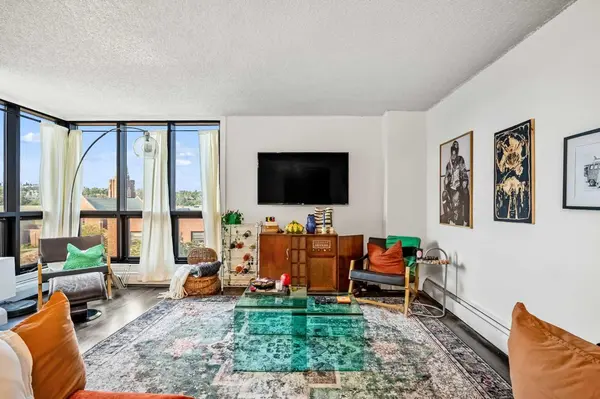 1334 13 AVE SW #405, Calgary, AB T3C 3S2