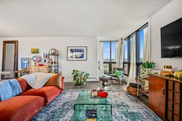 1334 13 AVE SW #405, Calgary, AB T3C 3S2