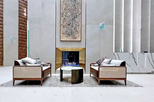 1000 Portage Pkwy S #1809, Vaughan, ON L4K 0L1