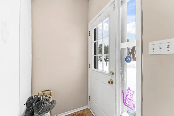 44A Woodvale Green N/A #52, South Of Baseline To Knoxdale, ON K2G 4H4