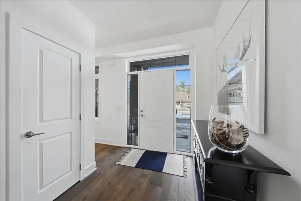 11 Breakwater CT, Gravenhurst, ON P1P 0A2