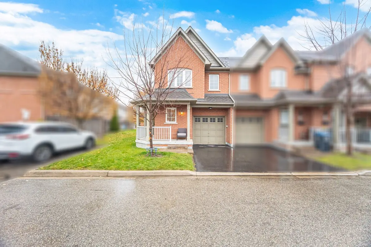 3150 Erin Centre BLVD #112, Mississauga, ON L5M 7Z3