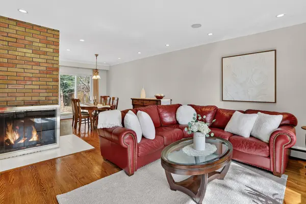 54 Broadlands BLVD, Toronto C13, ON M3A 1J3