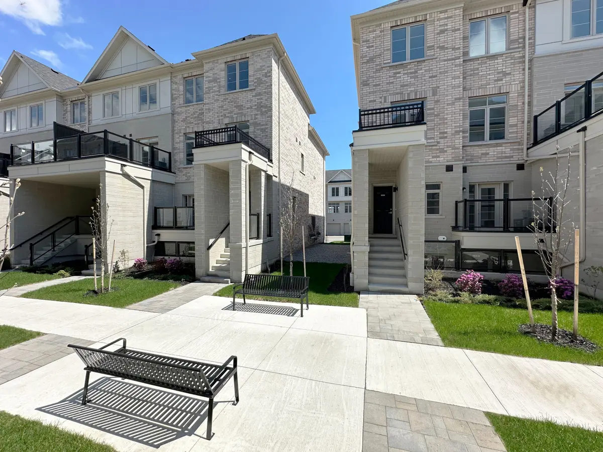 1655 Palmers Sawmill RD #1008, Pickering, ON L1X 0R3