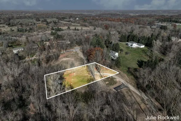 4268 Bradford ST NE, Grand Rapids Twp, MI 49525