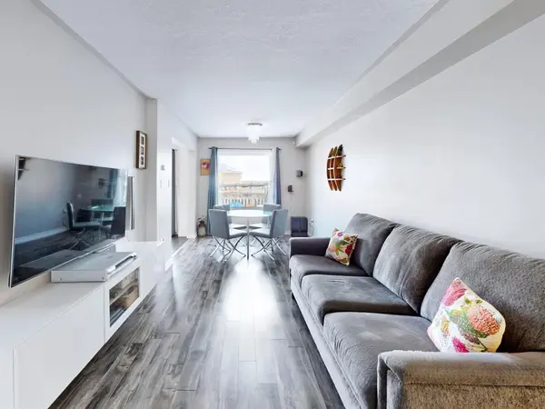 62 Crittenden DR, Georgina, ON L4P 4E3