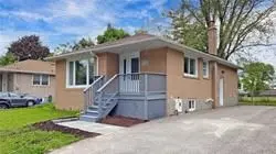 133 B Harrison DR, Newmarket, ON L3Y 4P5
