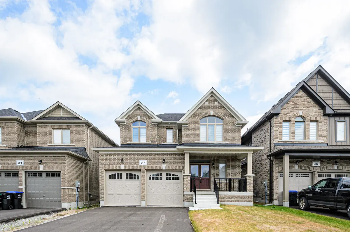 37 BAYCROFT BLVD, Essa, ON L3W 0M1