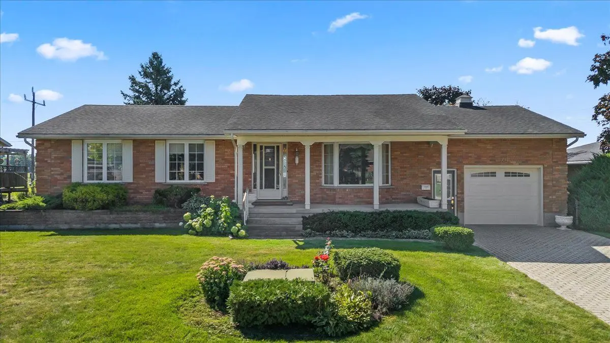 29 2nd Street CRES, Hanover, ON N4N 3R3