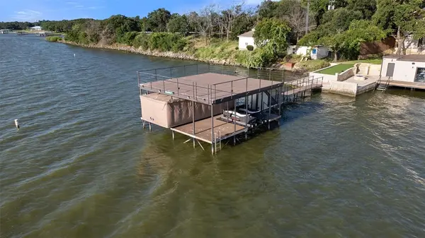 12210 Lake Forest Drive, Azle, TX 76020