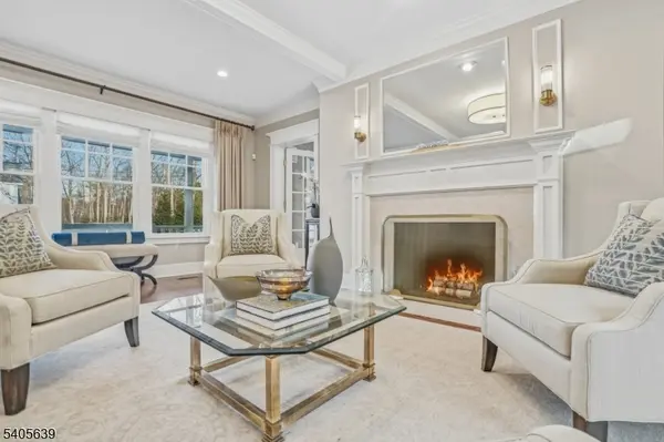 2 Robert Dr, Millburn Twp., NJ 07078