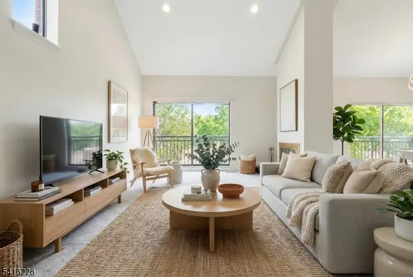 5 Millay Ct, Teaneck Twp., NJ 07666