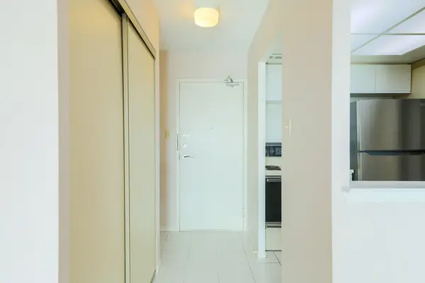 3 Greystone Walk DR #525, Toronto E04, ON M1K 5J4