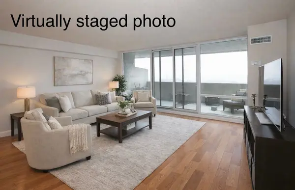 260 Scarlett RD #1605, Toronto W03, ON M6N 4X6