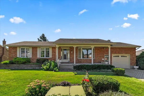 29 2nd Street CRES, Hanover, ON N4N 3R3